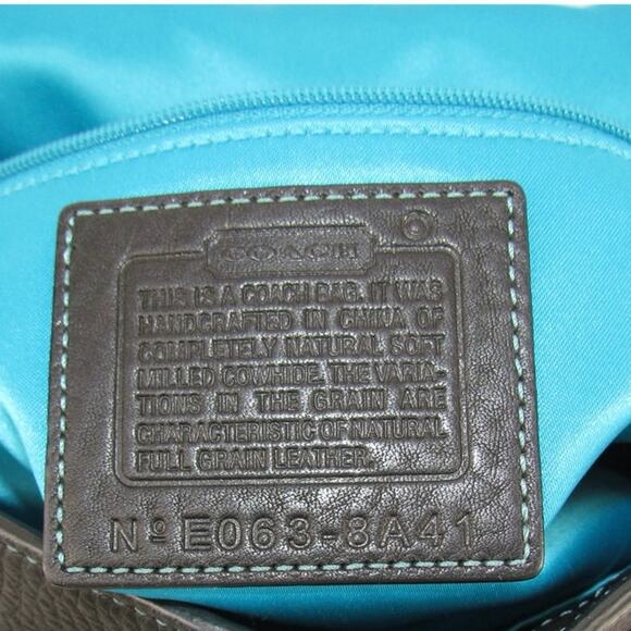 Authentic Coach Black Leather Buckle Flap Shoulder Bag - Picture 7 of 8